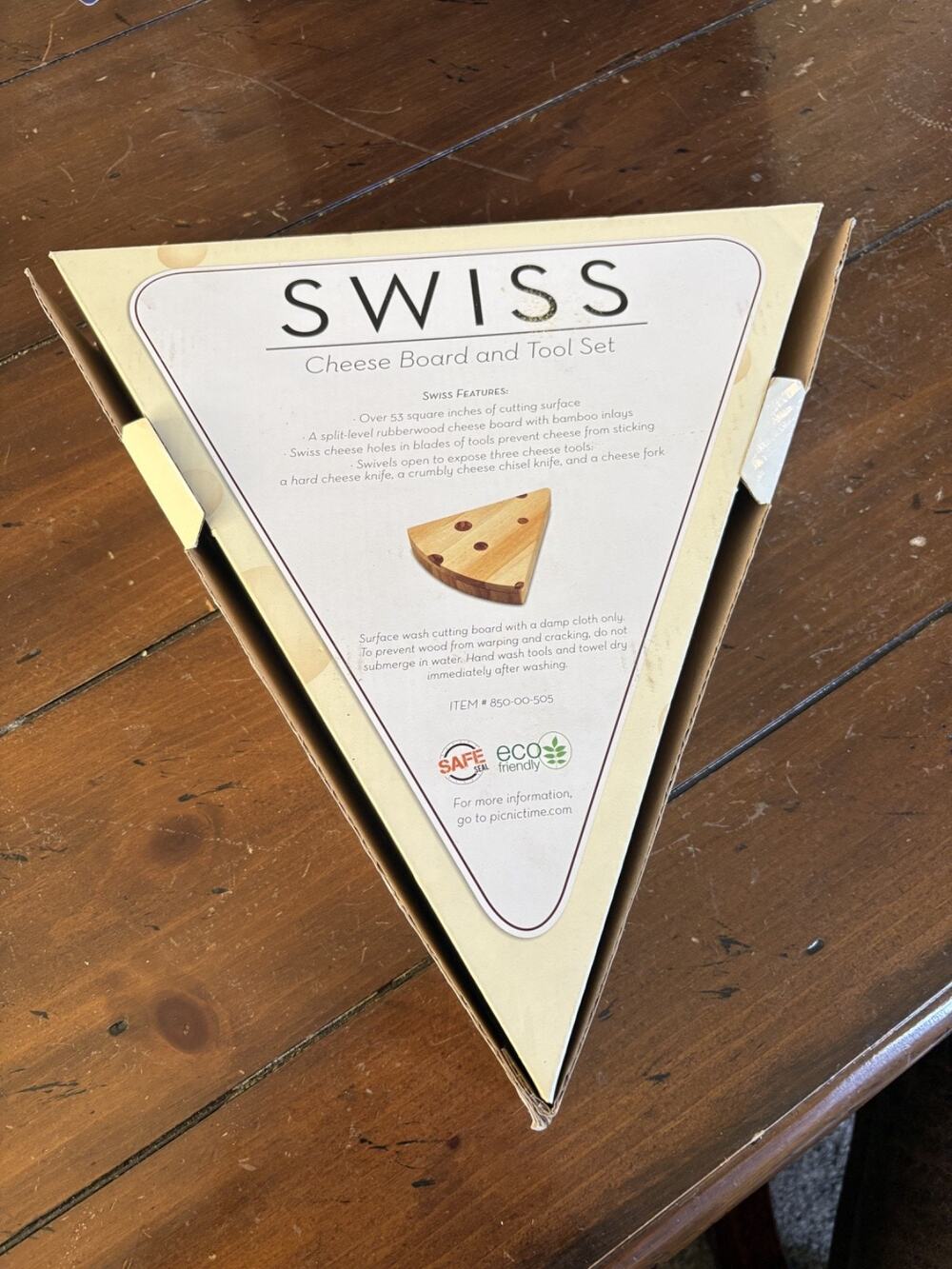Picnic Time Legacy Swiss Cheese Board Tool Set 850-00-505 Open Box